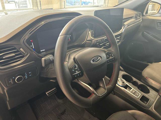 Certified 2023 Ford Escape ST-Line w/ Tech Pack #1 image 9