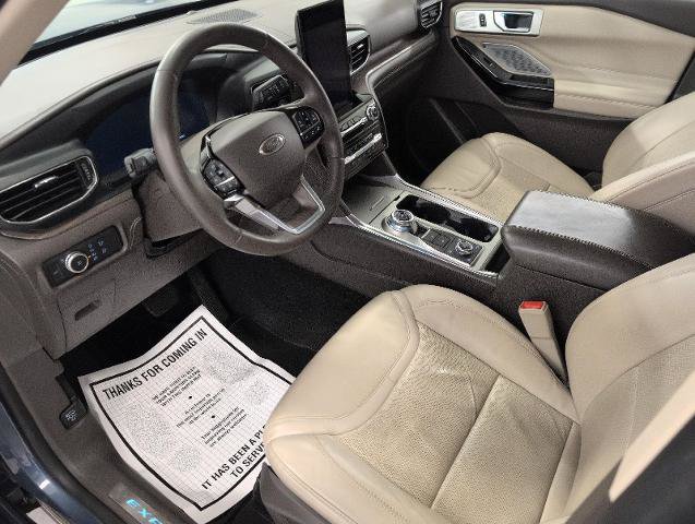 Certified 2021 Ford Explorer Platinum w/ Equipment Group 601A AWD/4WD image 9
