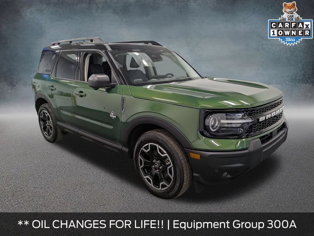 Certified 2025 Ford Bronco Sport Outer Banks w/ Outer Banks Tech Package+ AWD/4WD image 3