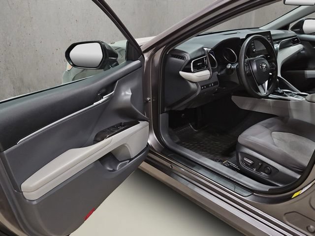 Used 2024 Toyota Camry LE FWD image 12
