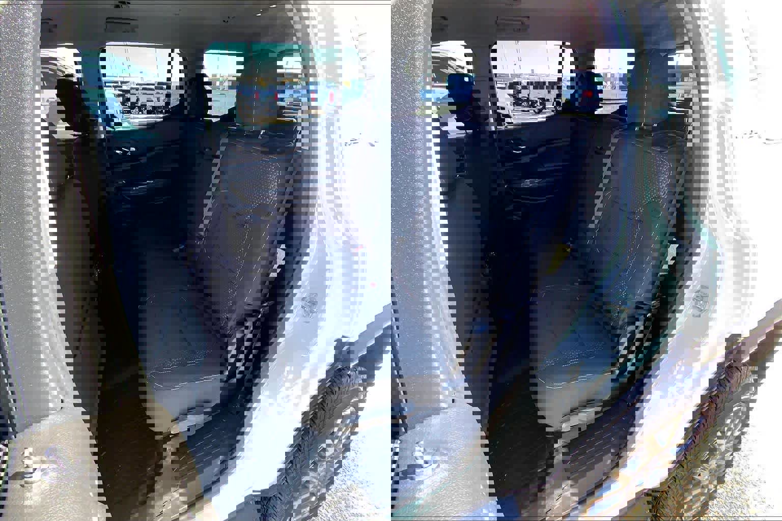 Certified 2023 GMC Acadia SLE w/ Driver Convenience Package image 21