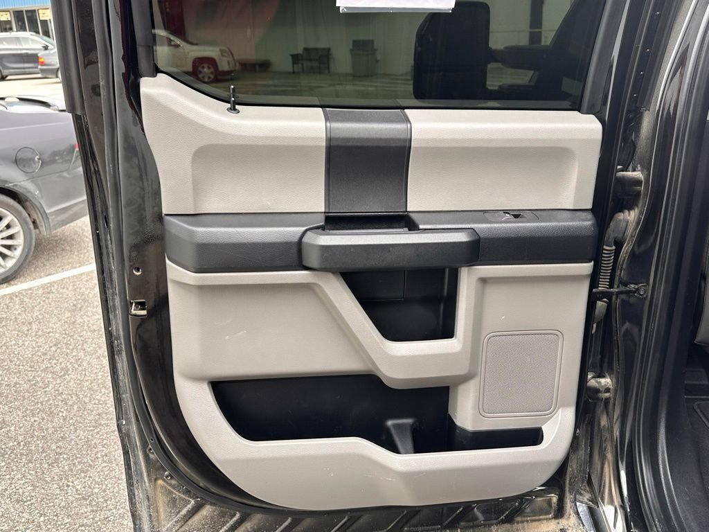 Certified 2020 Ford F250 XL w/ STX Appearance Package image 15