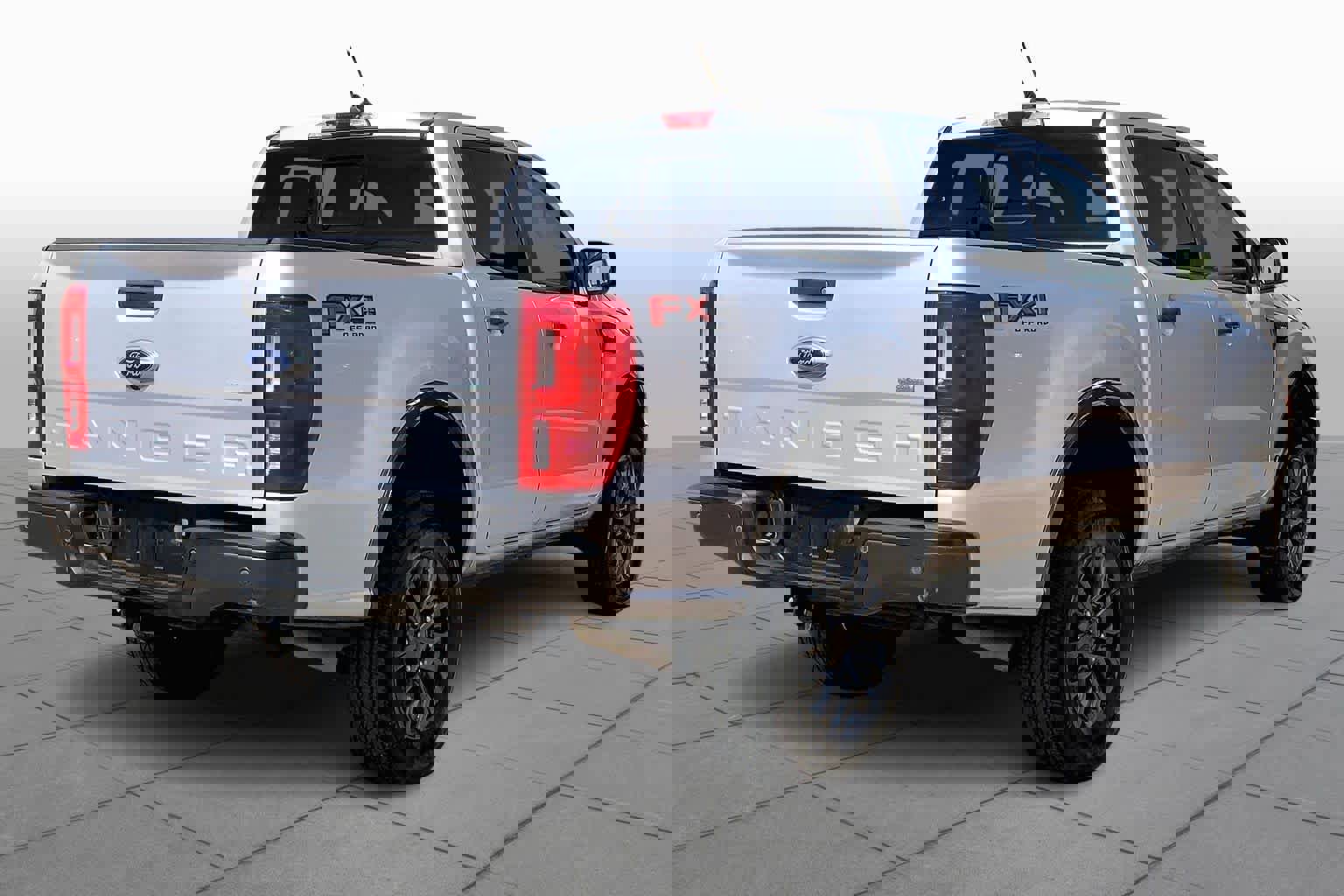 Certified 2019 Ford Ranger XLT w/ Equipment Group 302A Luxury image 3