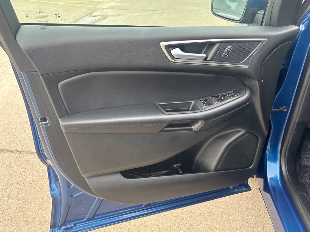Certified 2023 Ford Edge SEL w/ Convenience Package AWD/4WD image 12