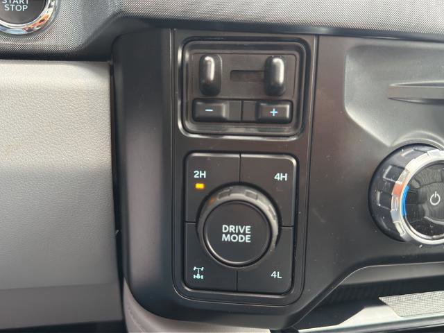 Certified 2024 Ford F350 Limited w/ FX4 Off-Road Package image 35