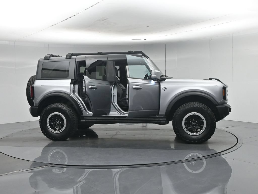 Certified 2023 Ford Bronco Outer Banks w/ Sasquatch Package AWD/4WD image 39