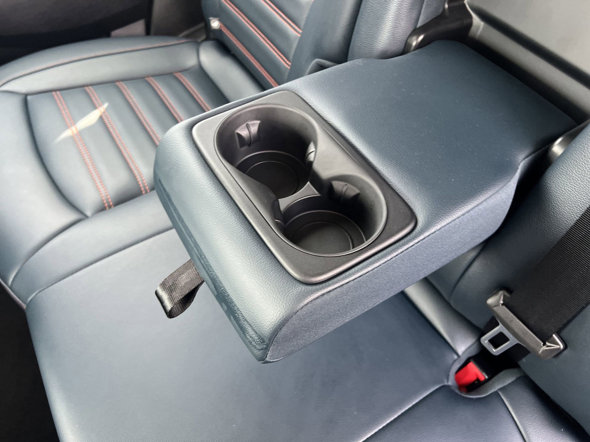 Certified 2022 Ford Edge SEL w/ Sport Appearance Package image 28