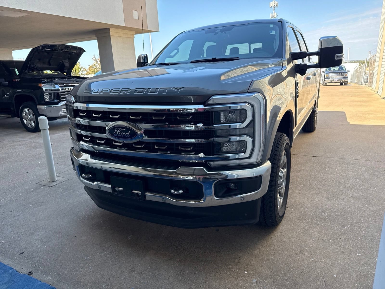 Certified 2024 Ford F250 Lariat w/ Lariat Ultimate Package AWD/4WD image 3