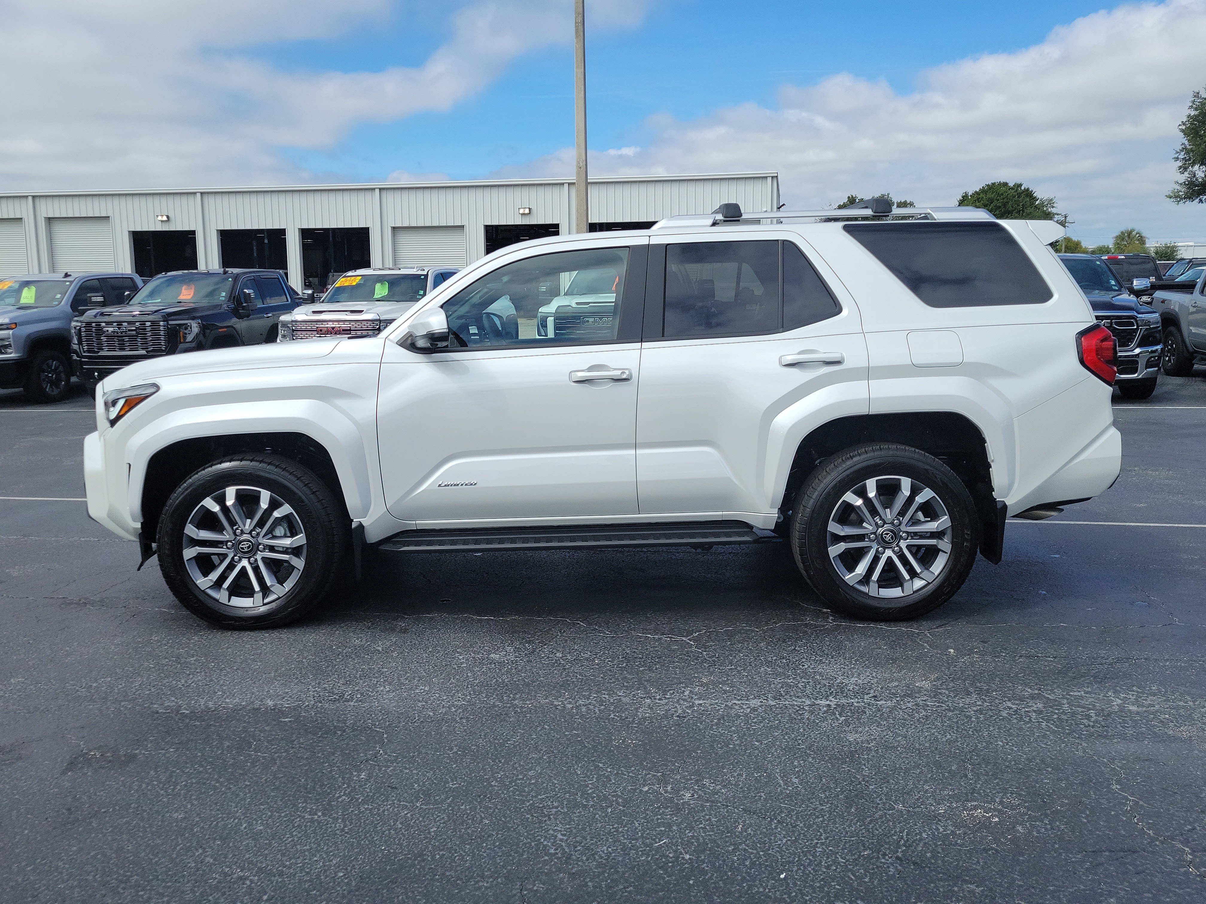 Used 2026 Toyota 4Runner Limited AWD/4WD image 6