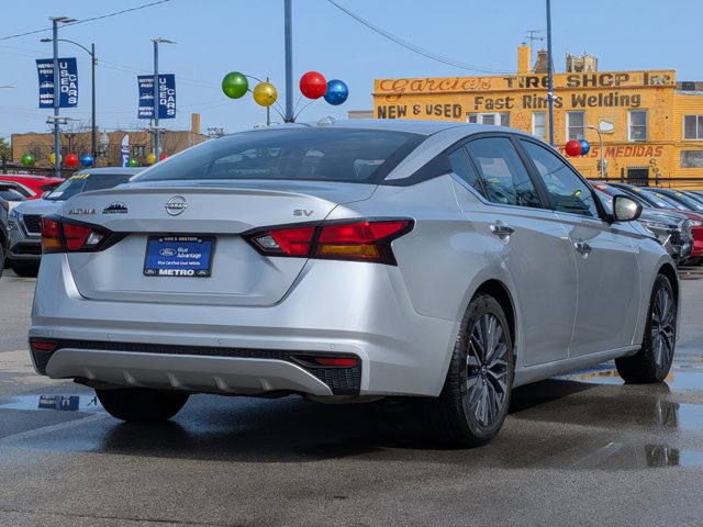 Used 2024 Nissan Altima 2.5 SV FWD image 4