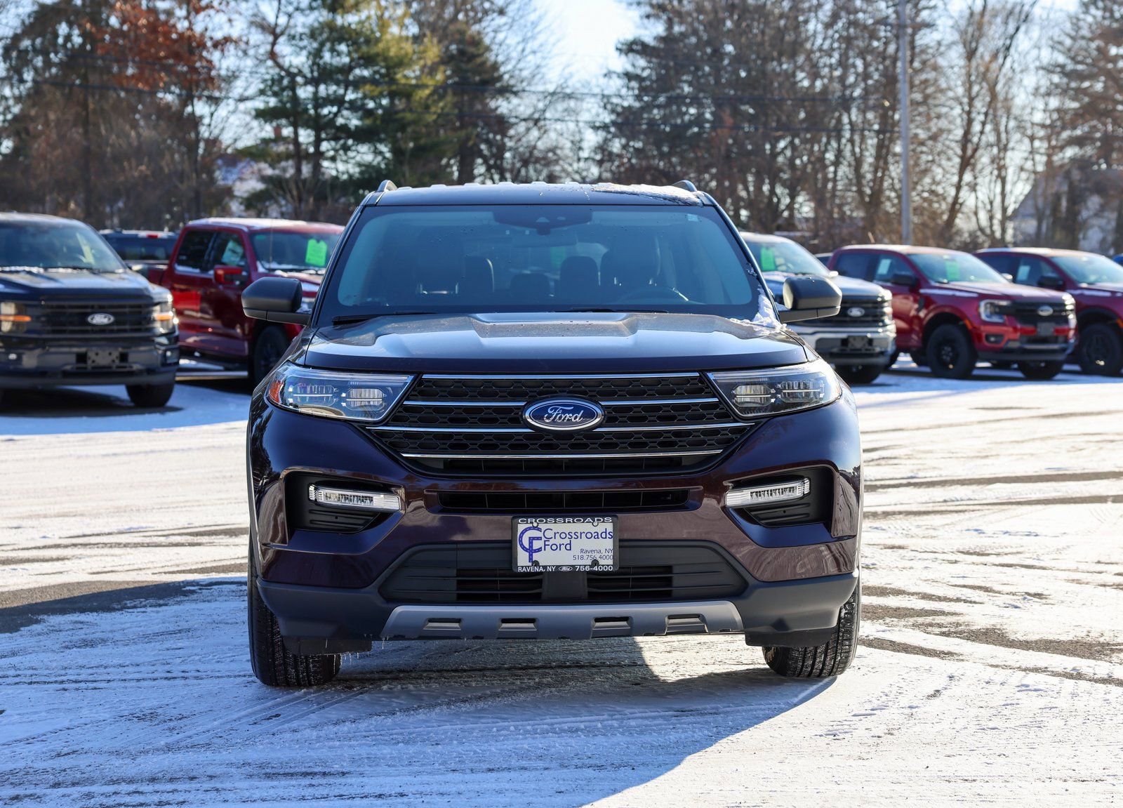 Certified 2022 Ford Explorer XLT w/ Equipment Group 202A AWD/4WD image 2