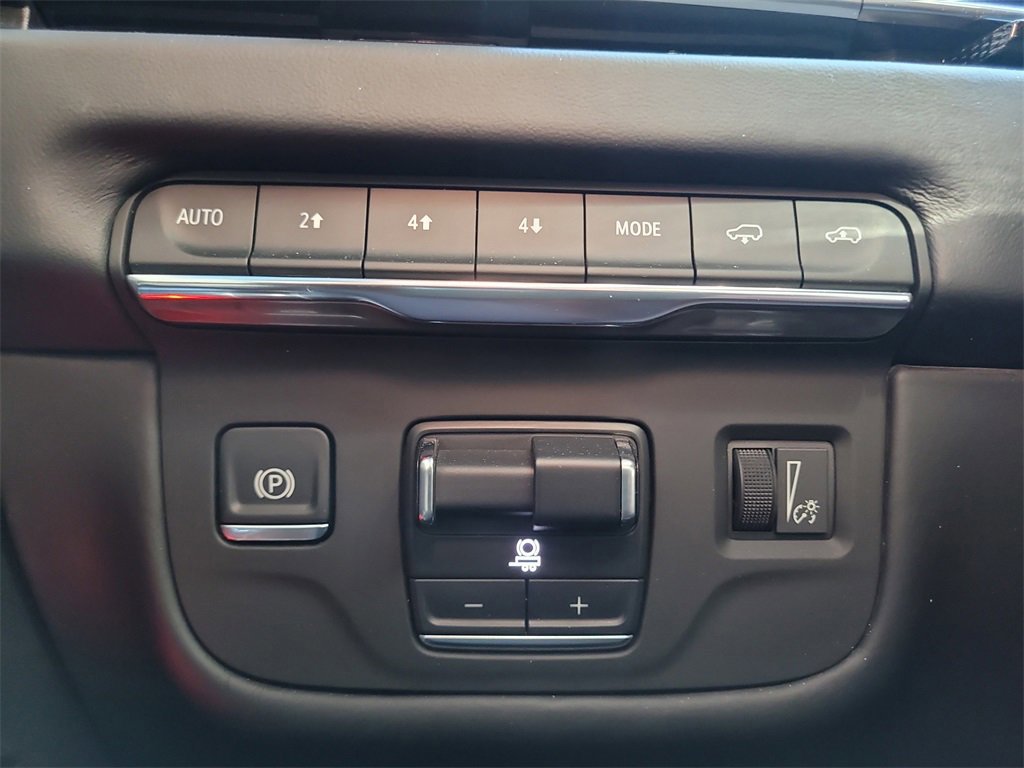 Used 2025 Cadillac Escalade ESV Sport Platinum image 30