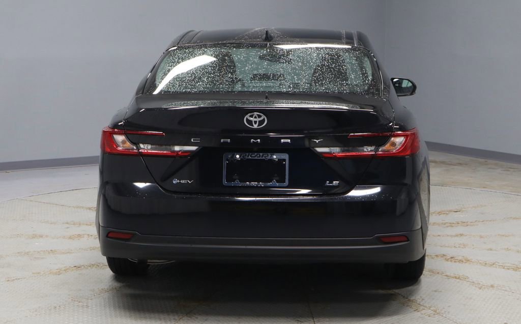 Used 2025 Toyota Camry LE FWD image 4