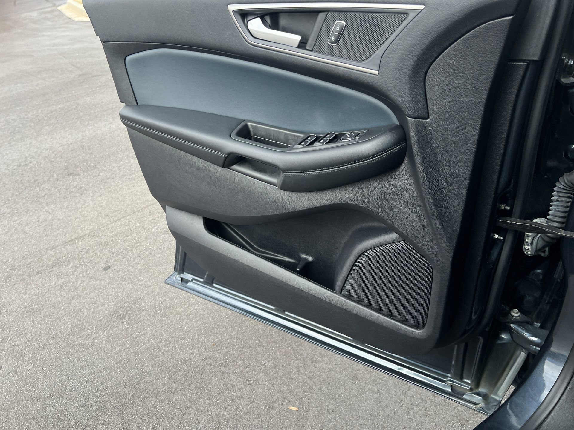 Certified 2022 Ford Edge SEL w/ Sport Appearance Package image 23