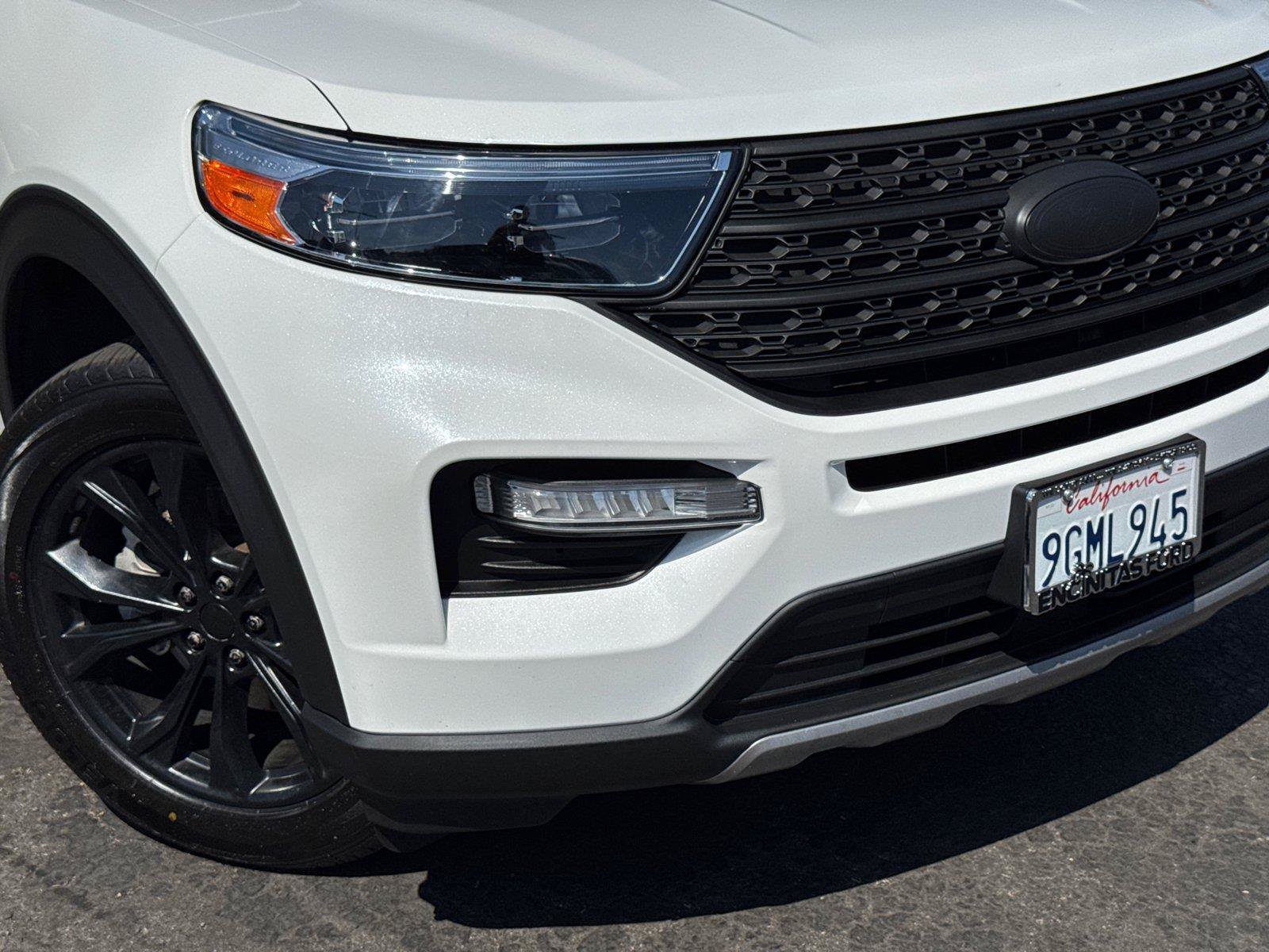 Certified 2023 Ford Explorer XLT w/ Equipment Group 202A AWD/4WD image 3