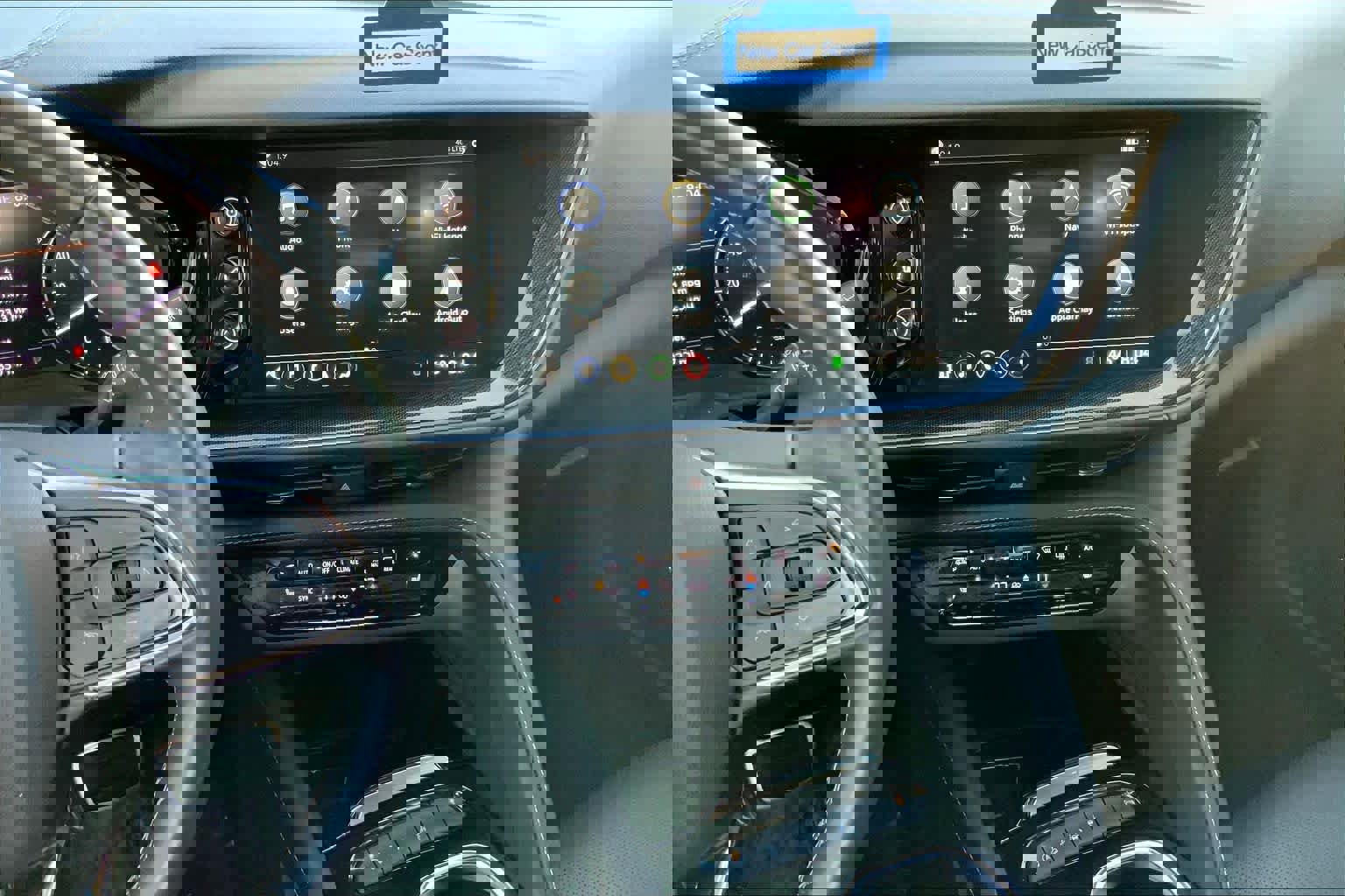 Used 2023 Buick Envision Essence w/ Technology Package I image 9