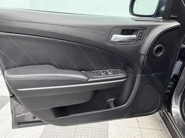 Used 2022 Dodge Charger Scat Pack RWD image 17