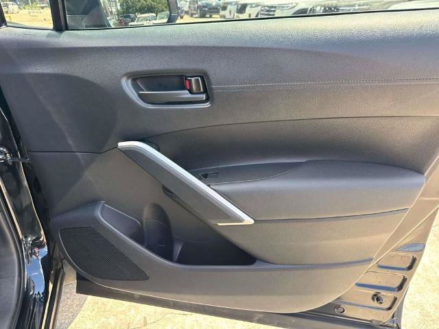 Used 2025 Toyota Corolla Cross LE FWD image 13