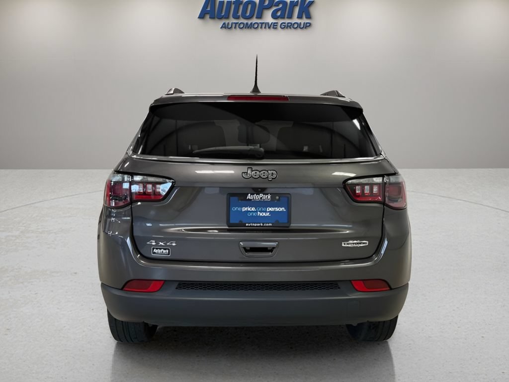 Used 2022 Jeep Compass Latitude w/ Sun and Sound Group AWD/4WD image 6