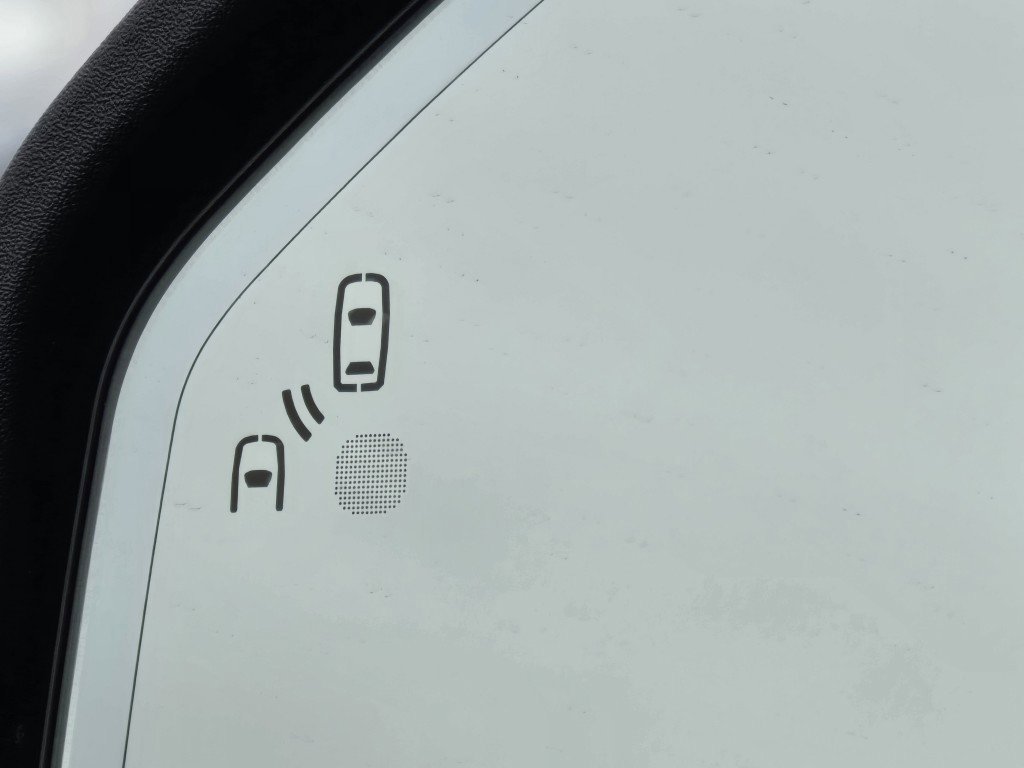 Certified 2018 Ford F150 Platinum w/ Technology Package image 26