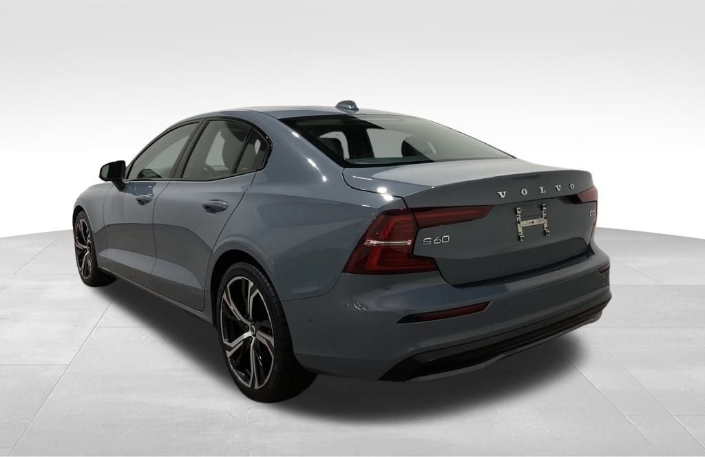 Used 2024 Volvo S60 B5 Plus image 5