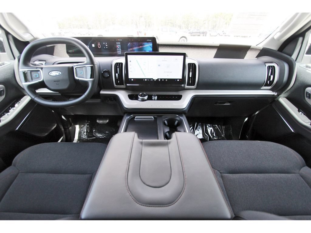 Certified 2025 Ford Expedition Max Active RWD image 11