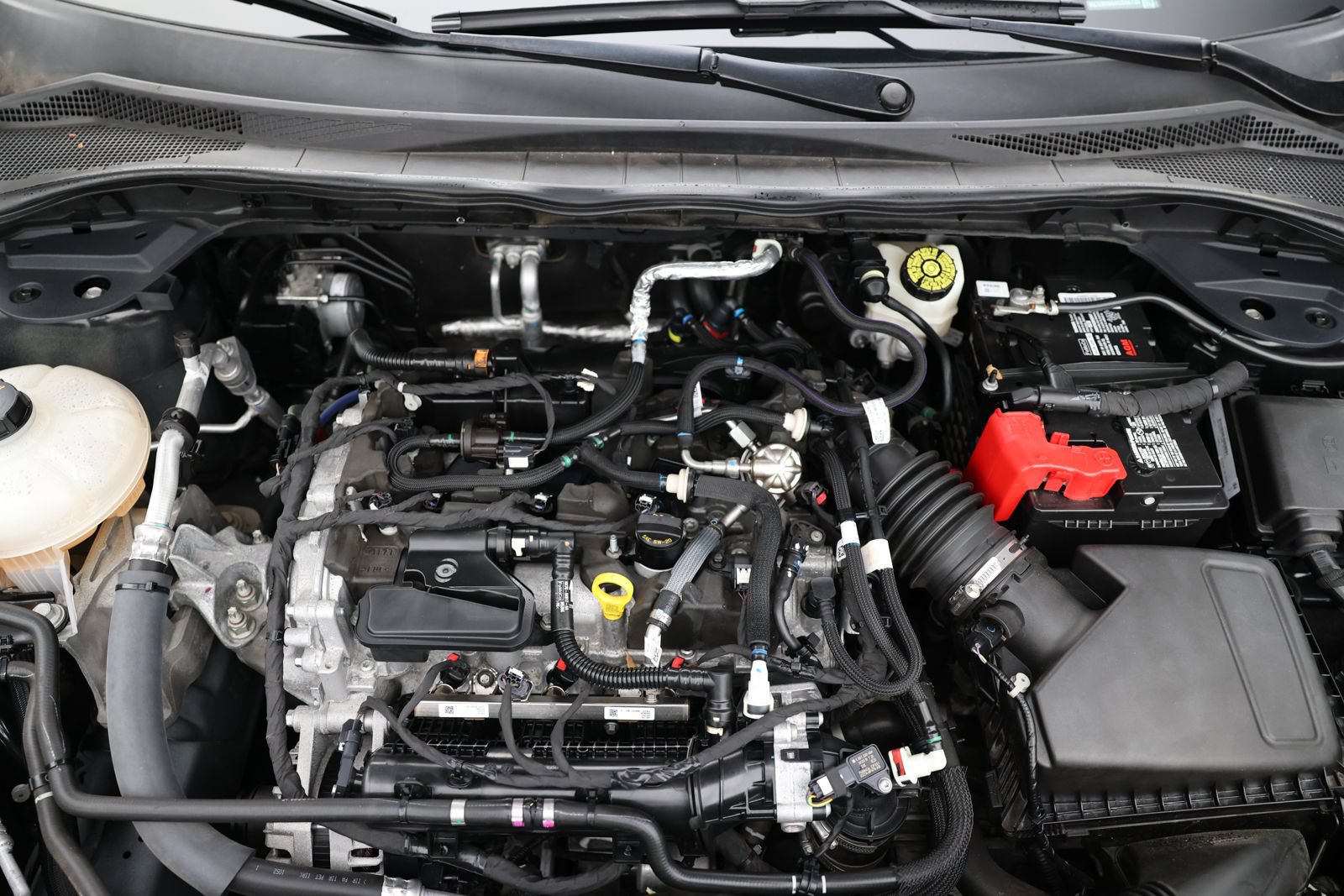 Certified 2022 Ford Escape SEL AWD/4WD image 35