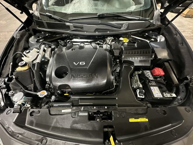 Used 2023 Nissan Maxima SR w/ Sport Mat Group FWD image 22