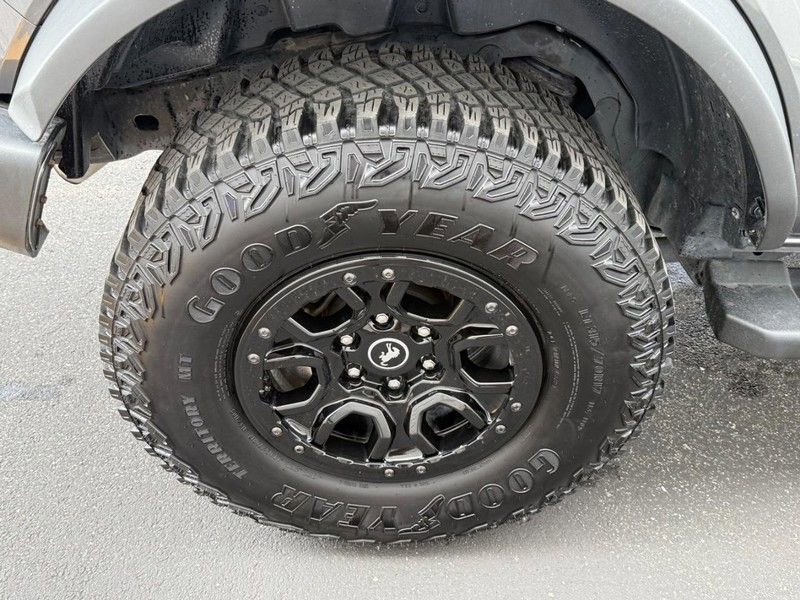 Certified 2022 Ford Bronco Wildtrak image 8