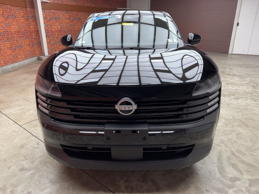 Used 2025 Nissan Kicks SV AWD/4WD image 7