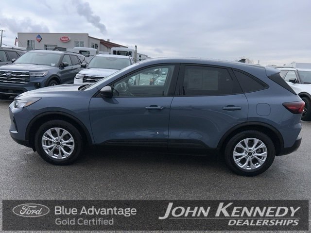 Certified 2025 Ford Escape Active w/ Cold Weather Package image 2