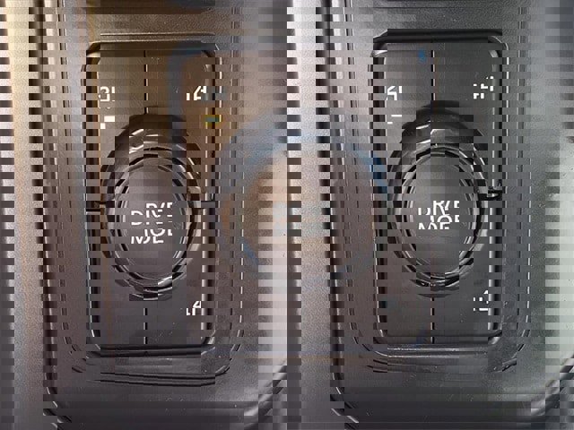 Certified 2022 Ford F150 XLT w/ Equipment Group 302A High image 20