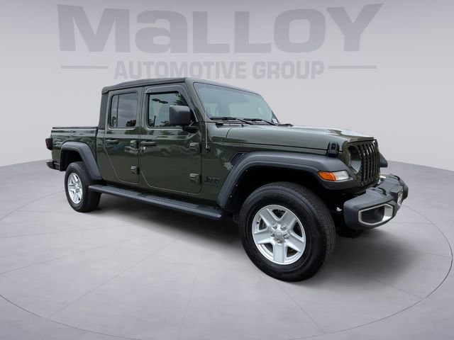 Used 2023 Jeep Gladiator Sport AWD/4WD image 7
