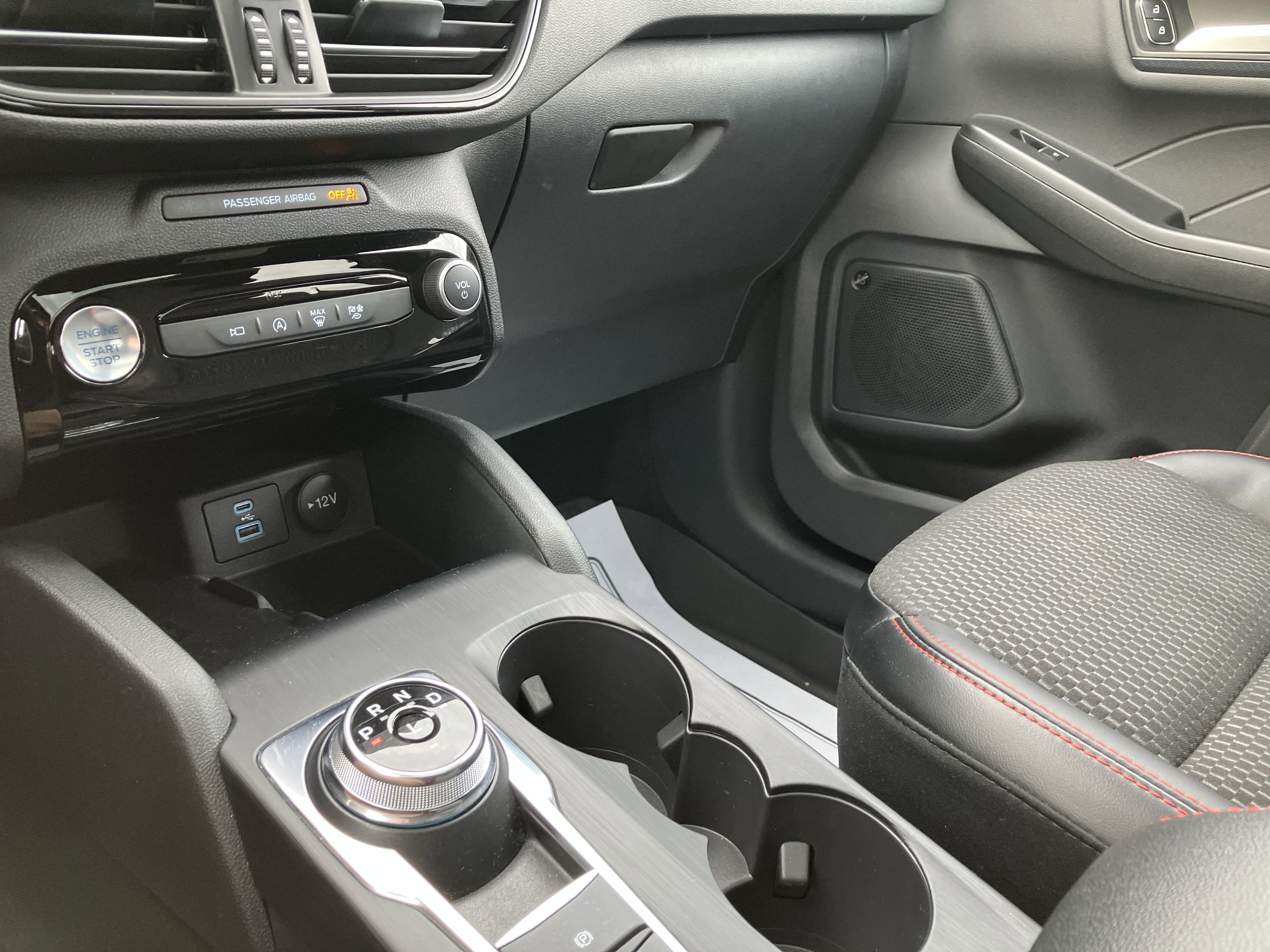 Certified 2023 Ford Escape ST-Line Select w/ Tech Pack #2 image 24