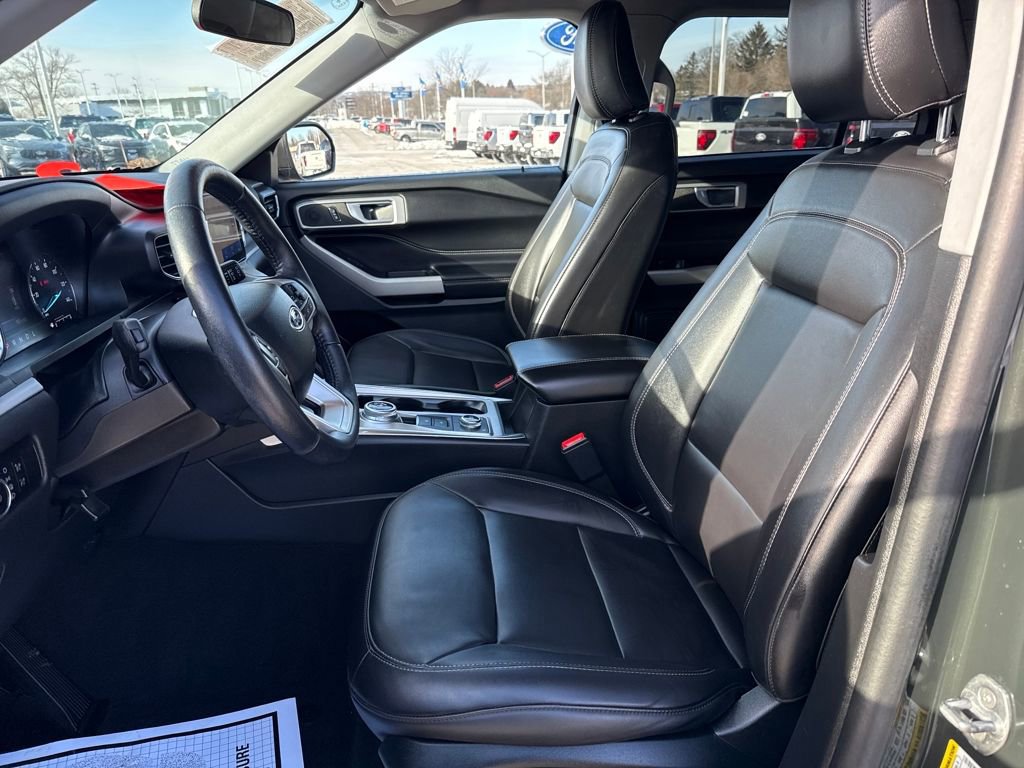 Certified 2023 Ford Explorer XLT w/ Equipment Group 202A image 16