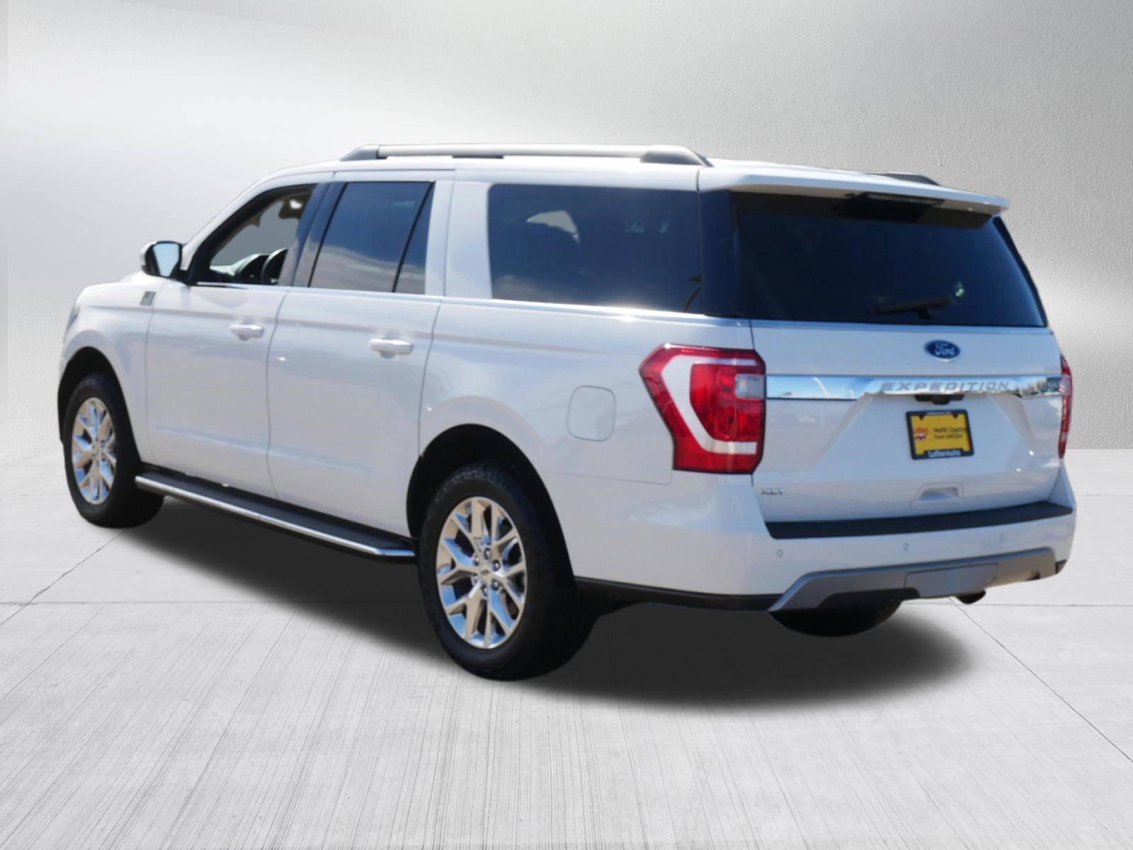 Certified 2021 Ford Expedition Max XLT image 5