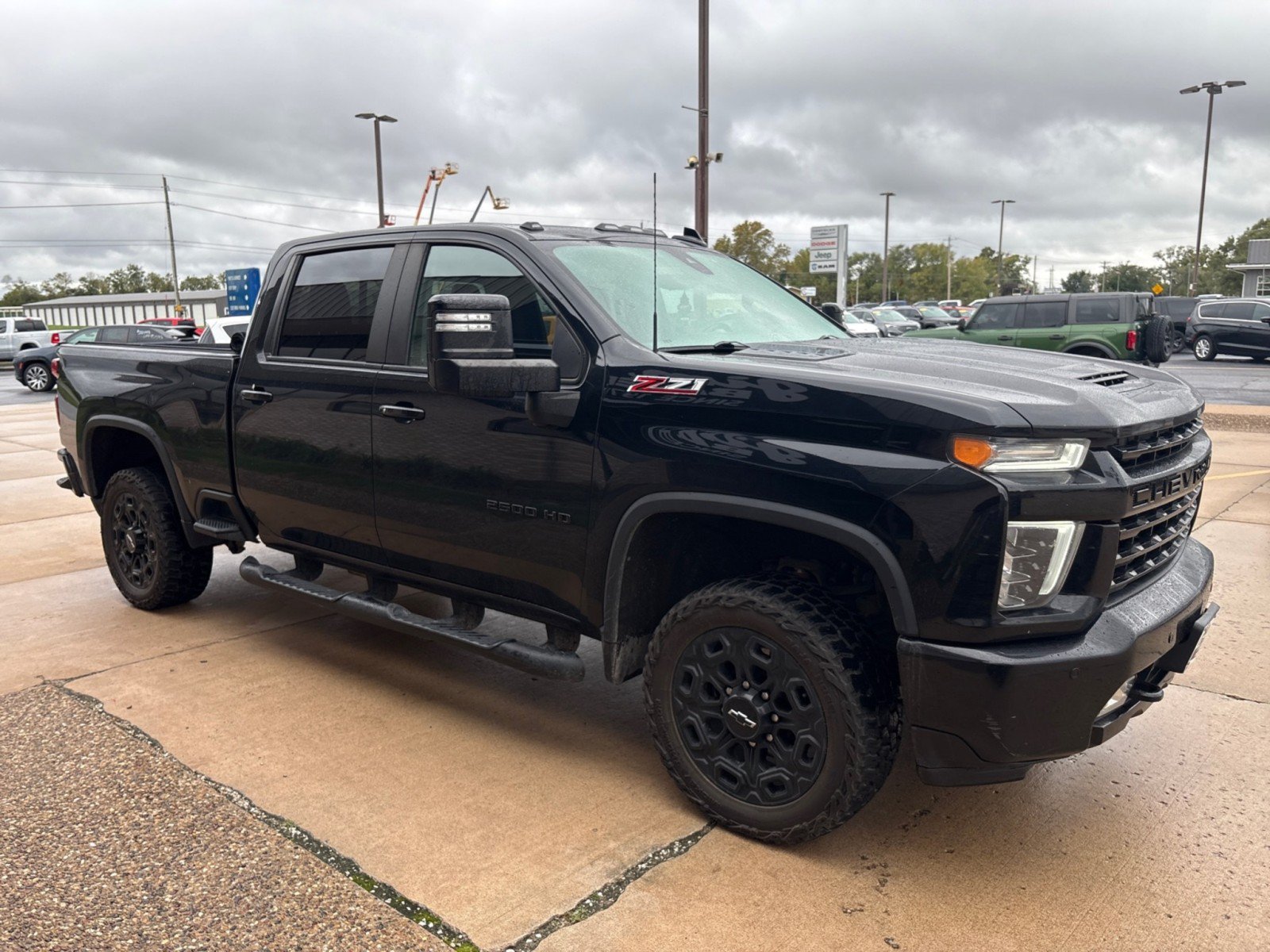 Used 2022 Chevrolet Silverado 2500 LTZ w/ LTZ Plus Package AWD/4WD image 8