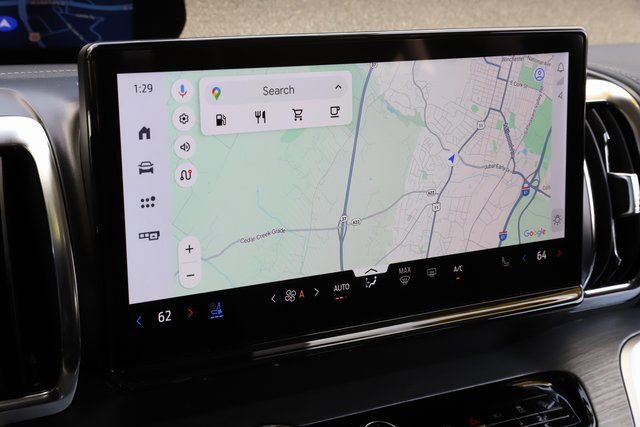 Certified 2025 Ford Expedition Platinum w/ Driver's Package image 37