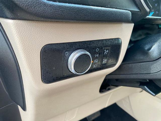 Certified 2020 Ford Escape SE FWD image 17