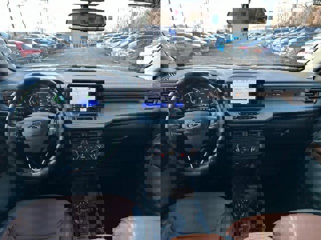 Certified 2024 Ford Maverick Lariat image 20