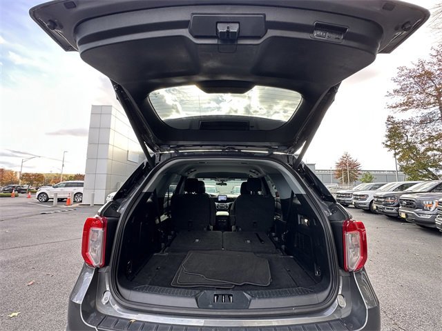 Certified 2022 Ford Explorer XLT image 42