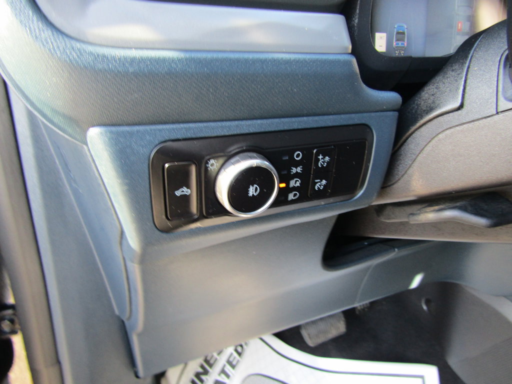 Certified 2025 Ford Maverick Lobo AWD/4WD image 29