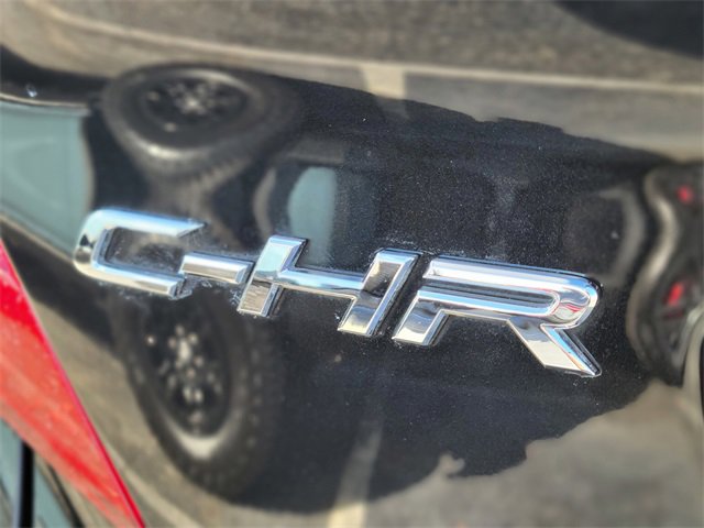 Used 2021 Toyota C-HR LE image 5