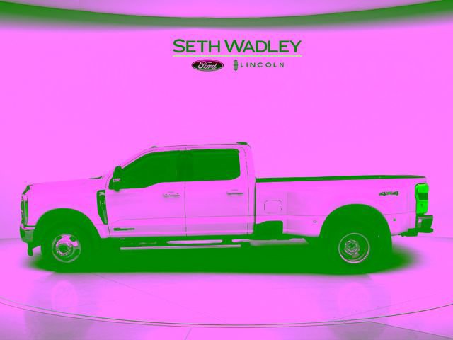 Certified 2025 Ford F350 Lariat AWD/4WD image 4