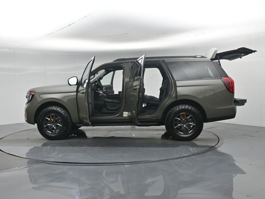 Certified 2025 Ford Expedition Tremor AWD/4WD image 41