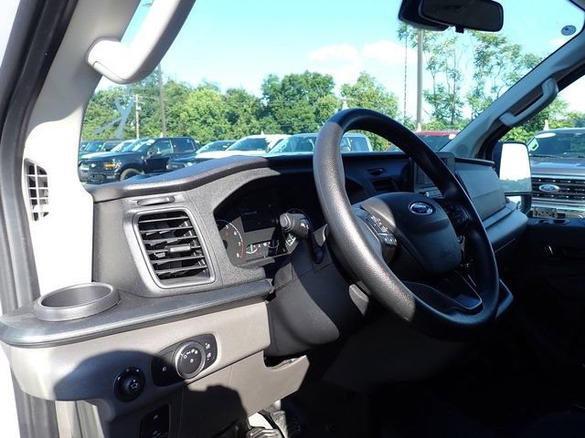 Certified 2025 Ford Transit 250 Low Roof w/ Exterior Upgrade Package RWD image 18