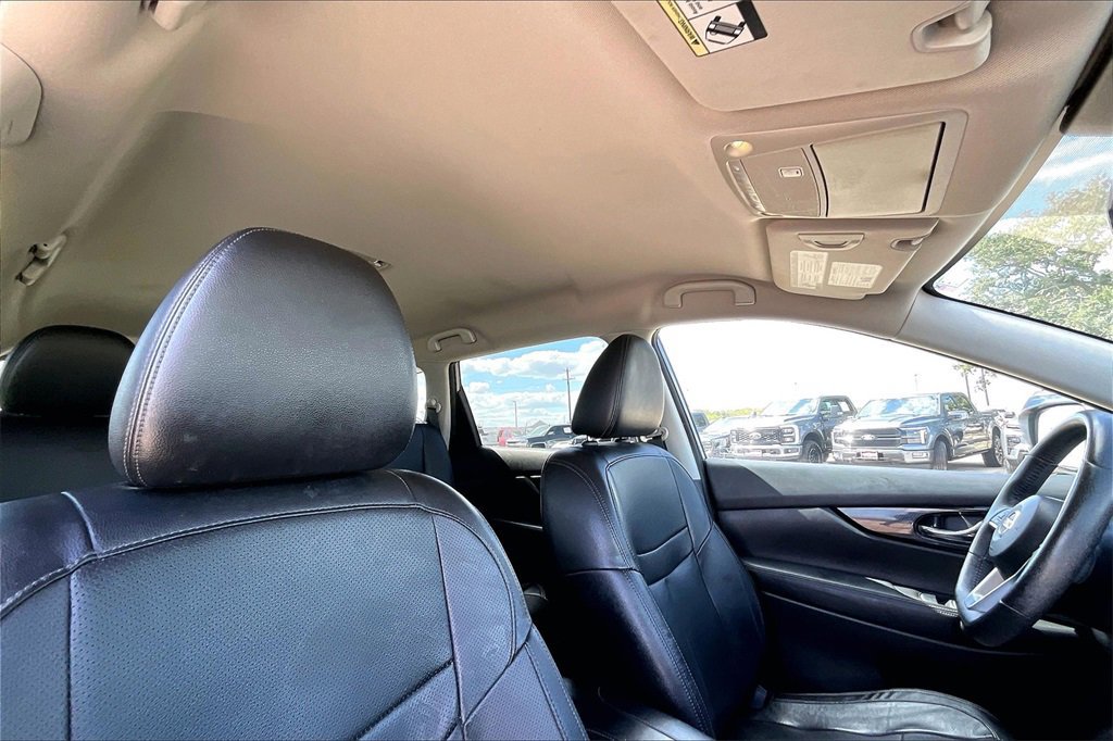 Used 2019 Nissan Rogue SL image 28