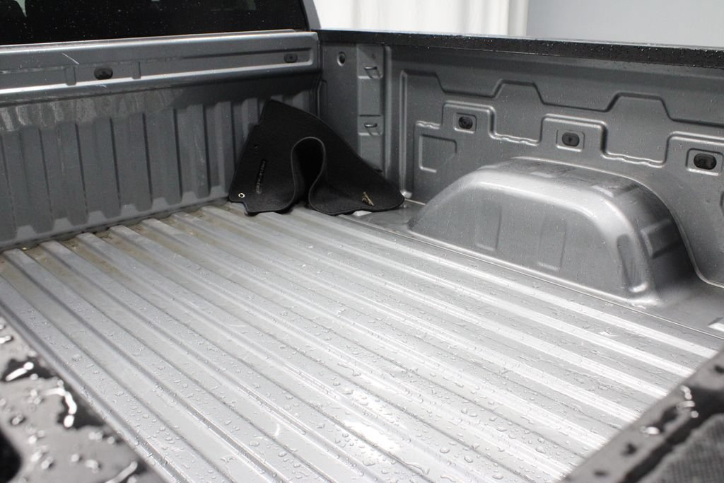Used 2023 GMC Sierra 1500 Elevation AWD/4WD image 13