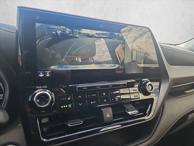 Used 2021 Toyota Highlander Limited AWD/4WD image 15