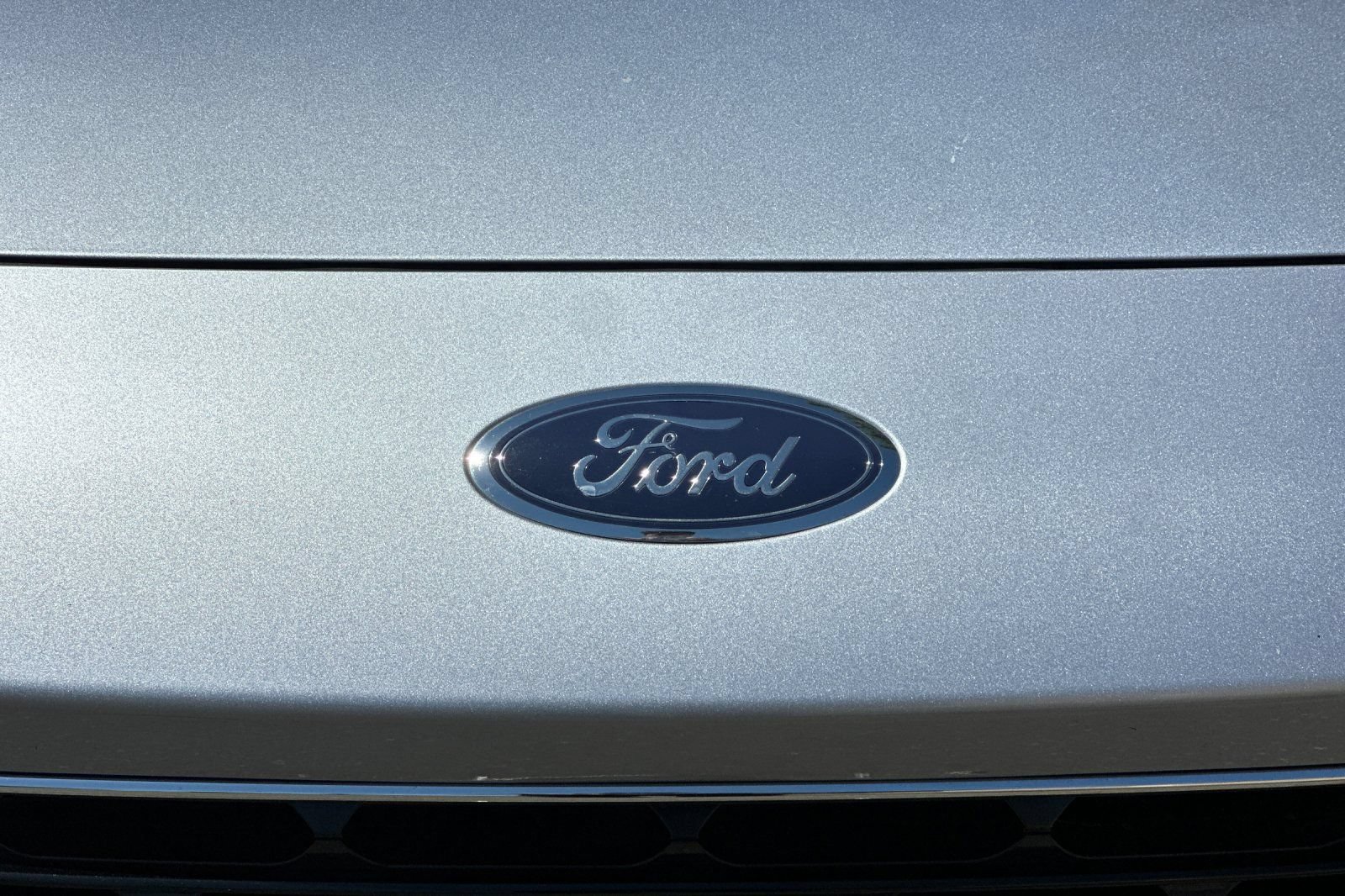 Certified 2022 Ford Escape SE w/ SE Sport Appearance Package FWD image 47